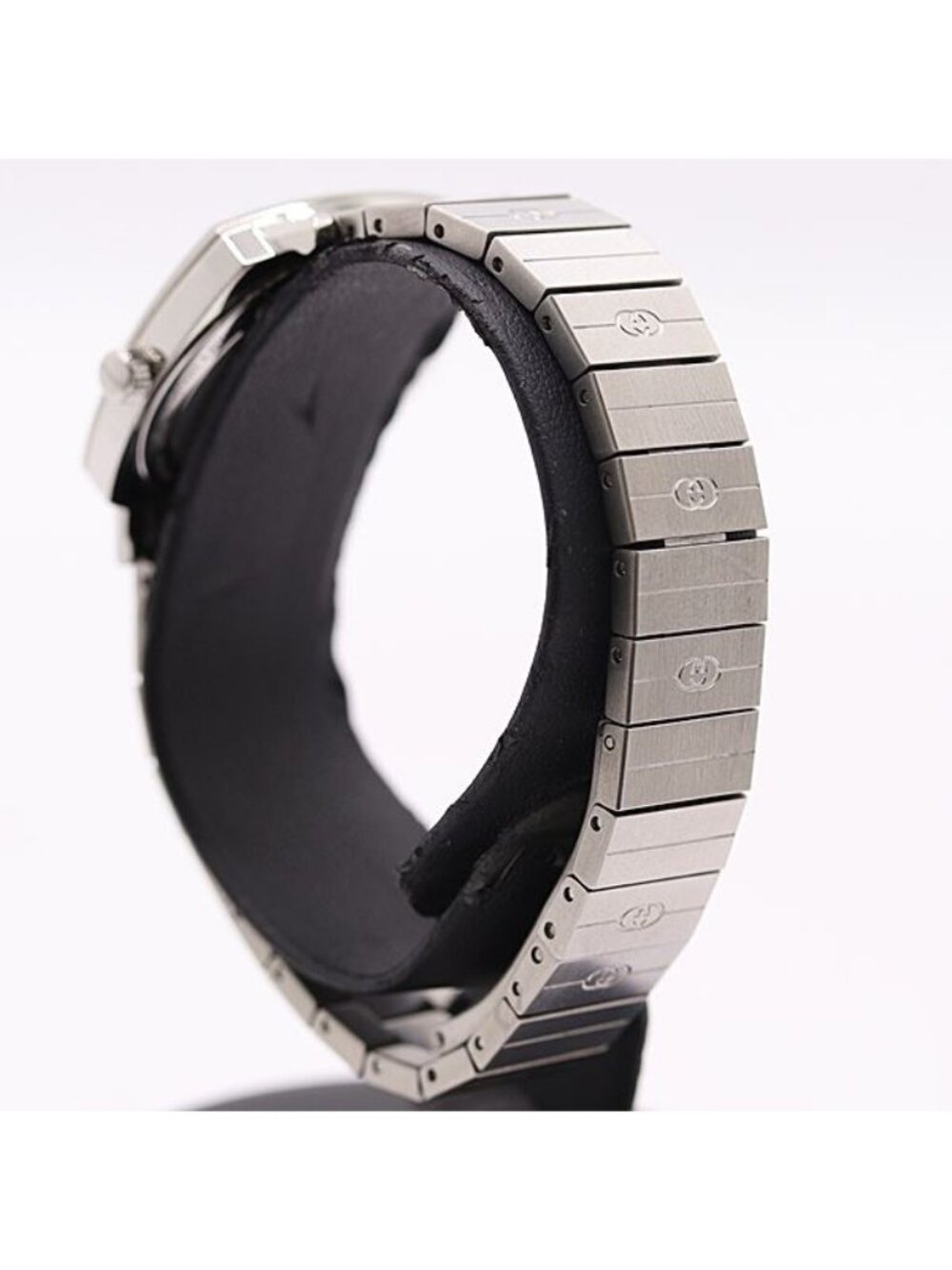 Gucci Grip 157.5 Quartz White Dial Watch - Picture 3 of 4